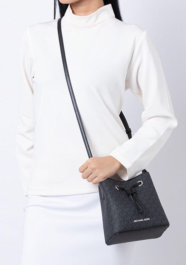 Michael Kors Small Suri Bag, Women's Fashion, Bags & Wallets, Cross-body  Bags on Carousell