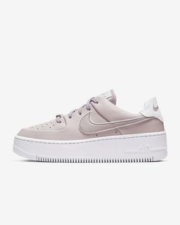 Nike air best sale force women beige