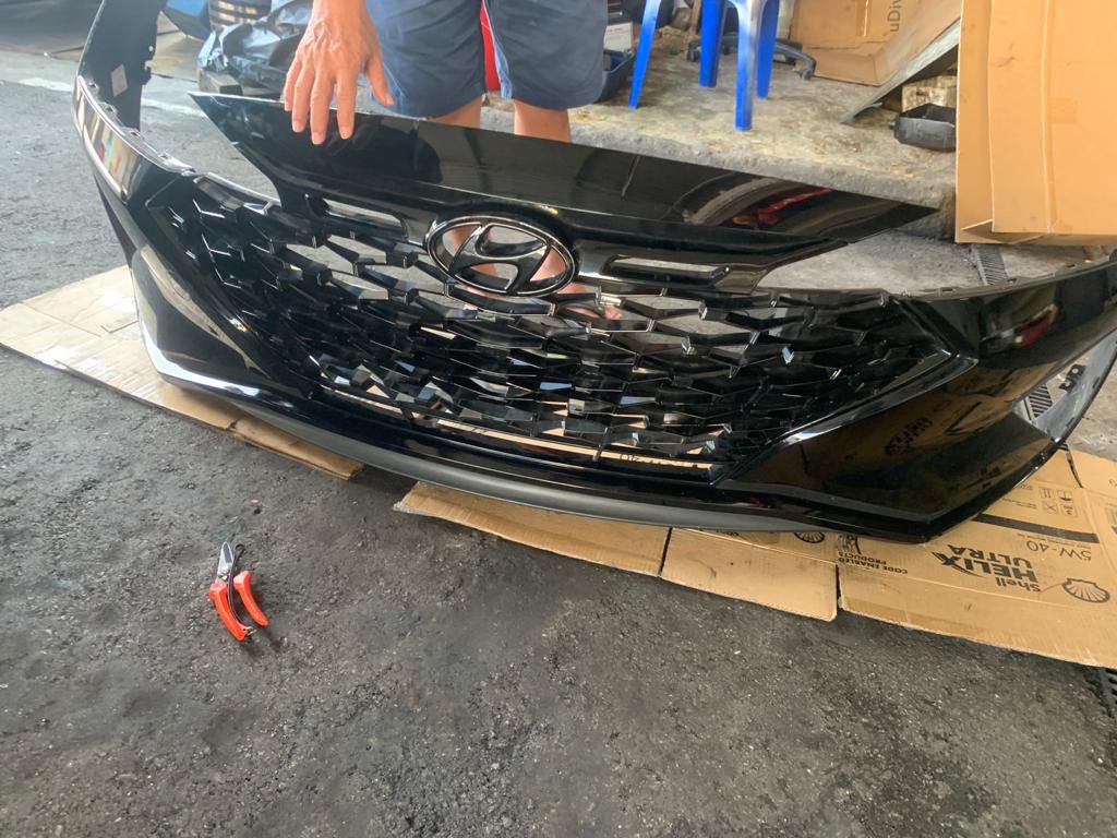 Original Hyundai Avante 2019 Sport Bumper Dekit Car Accessories
