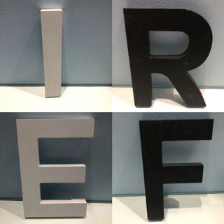 Papan Huruf F & I