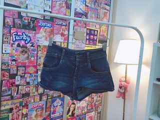 (Category: ) located in . Submitted by glitterfairy22 (Listing ID 1078914072, Image 1). Description: .