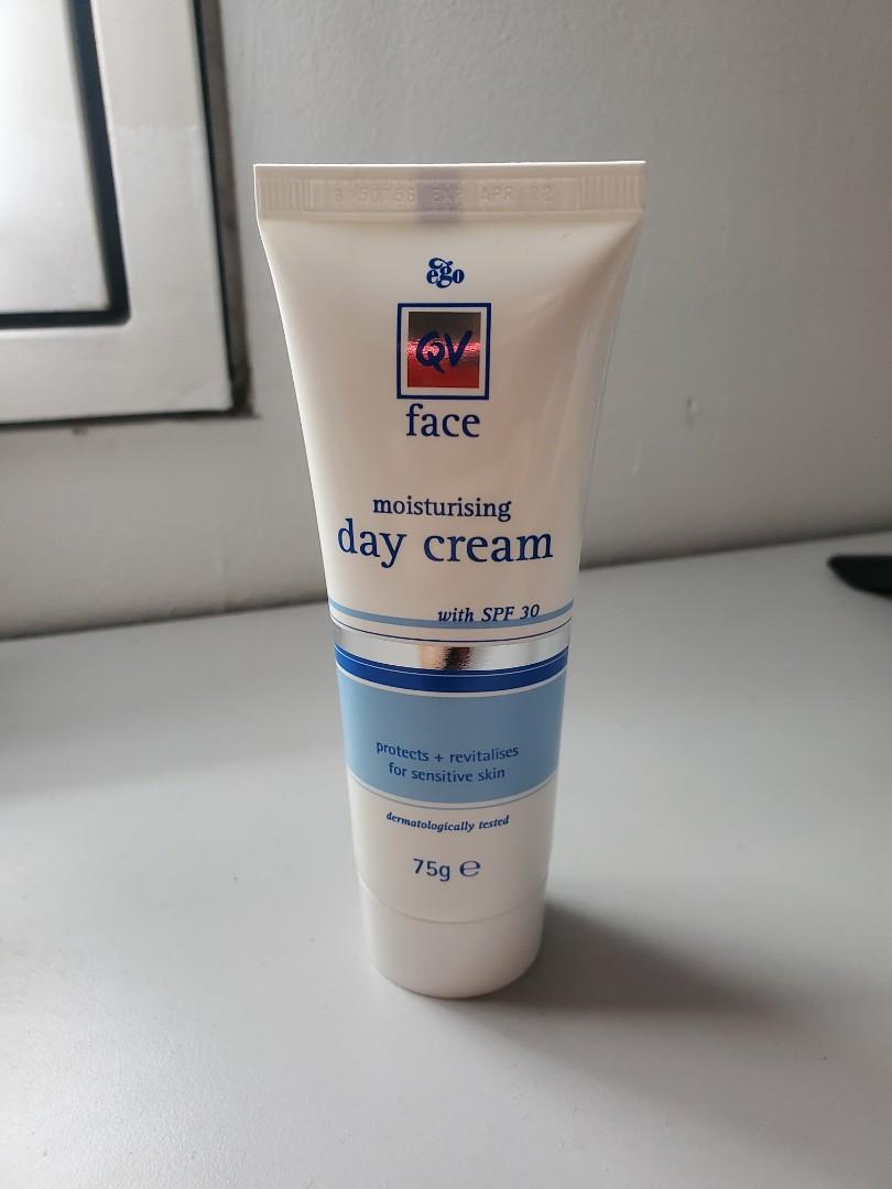 qv daily face spf 30
