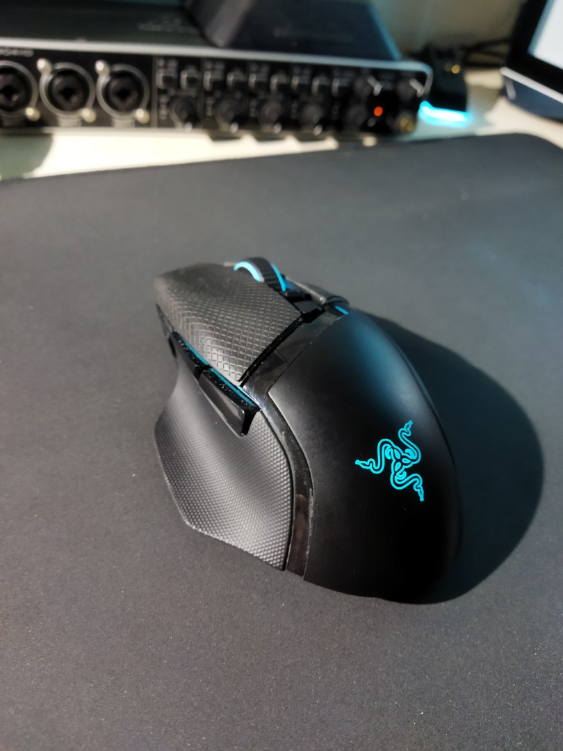 Razer Basilisk Ultimate w/ Grip Tape, Computers & Tech, Parts