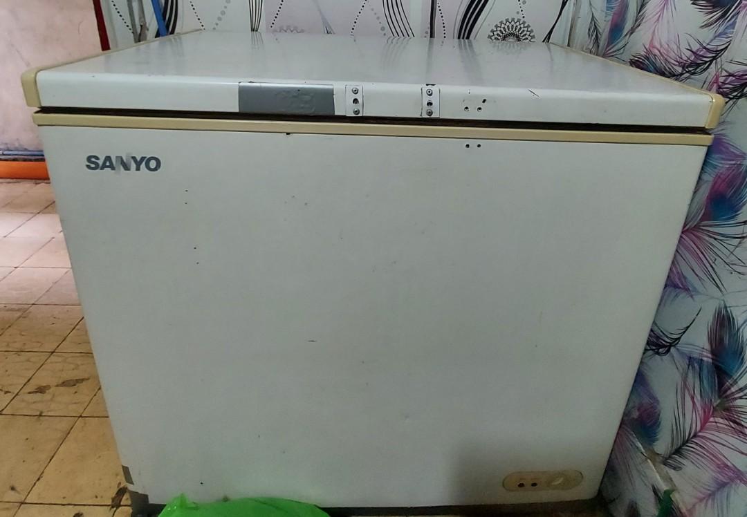 Sanyo Chest Type Freezer, TV & Home Appliances, Kitchen Appliances