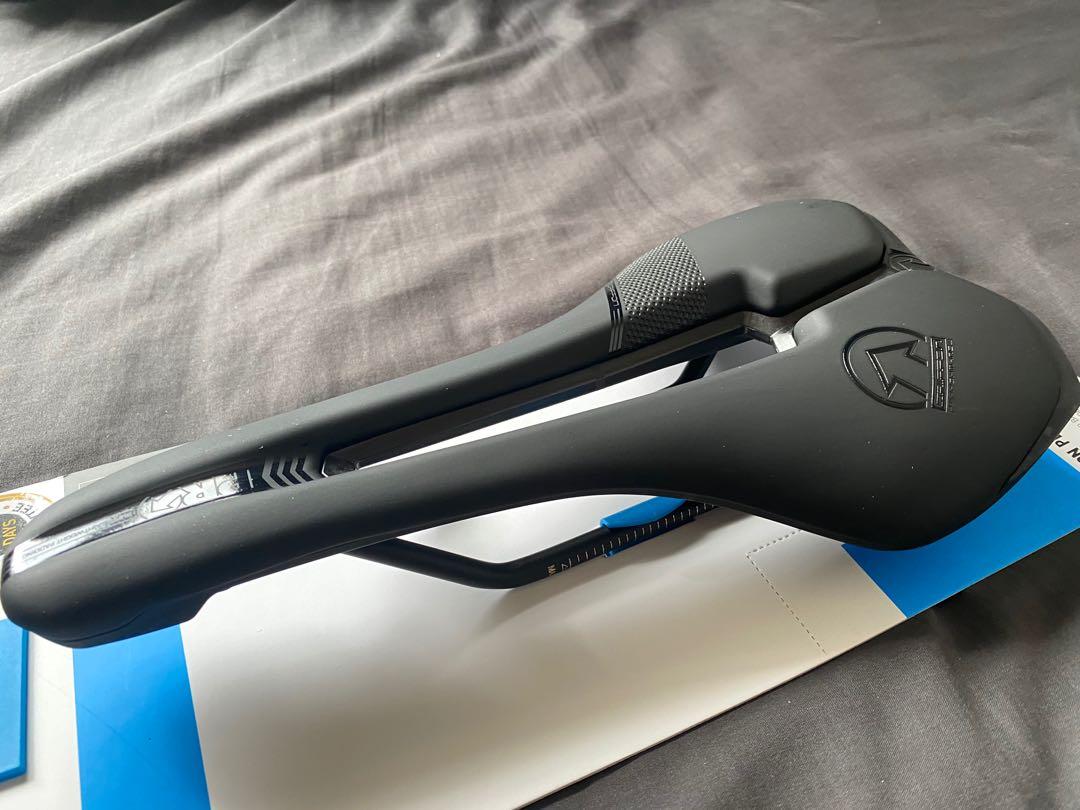 PRO Griffon Bike Saddle - Carbon Rails & Anatomic Design For Serious Cyclists