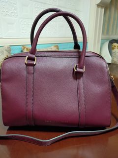(Category: ) located in . Submitted by lovetoshopp (Listing ID 1078834678, Image 1). Description: .