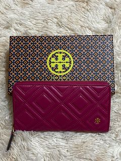 (Category: ) located in . Submitted by ringosboutique (Listing ID 1078820286, Image 1). Description: .