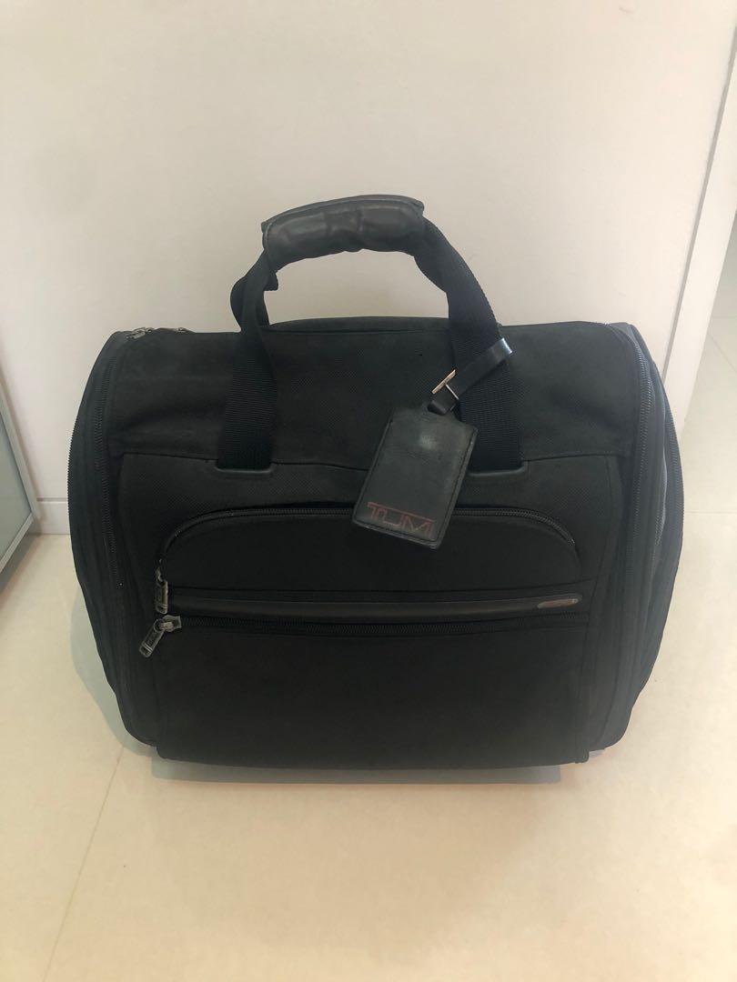 Tumi 2 hotsell wheeled boarding duffel