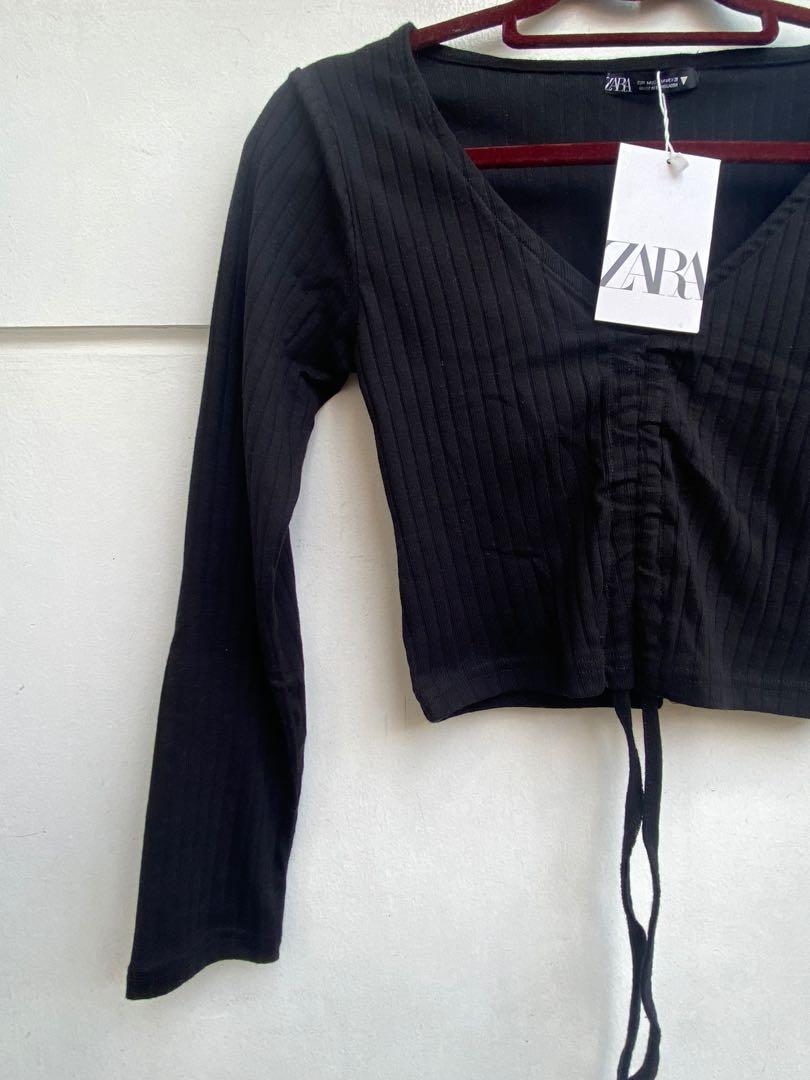 Zara front ruched longsleeves ribbed black (Category: Longsleeves) located in Quezon City. Submitted by 4k.collection (Listing ID 1078783771, Image 2). Description: .