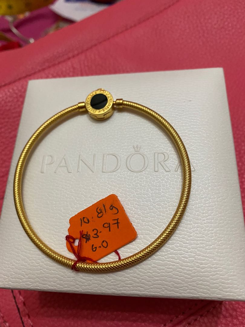 916 Gold New Bangle Luxury Accessories On Carousell