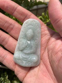 緬甸天然A貨翡翠帶淡綠底色阿彌陀佛玉吊墜