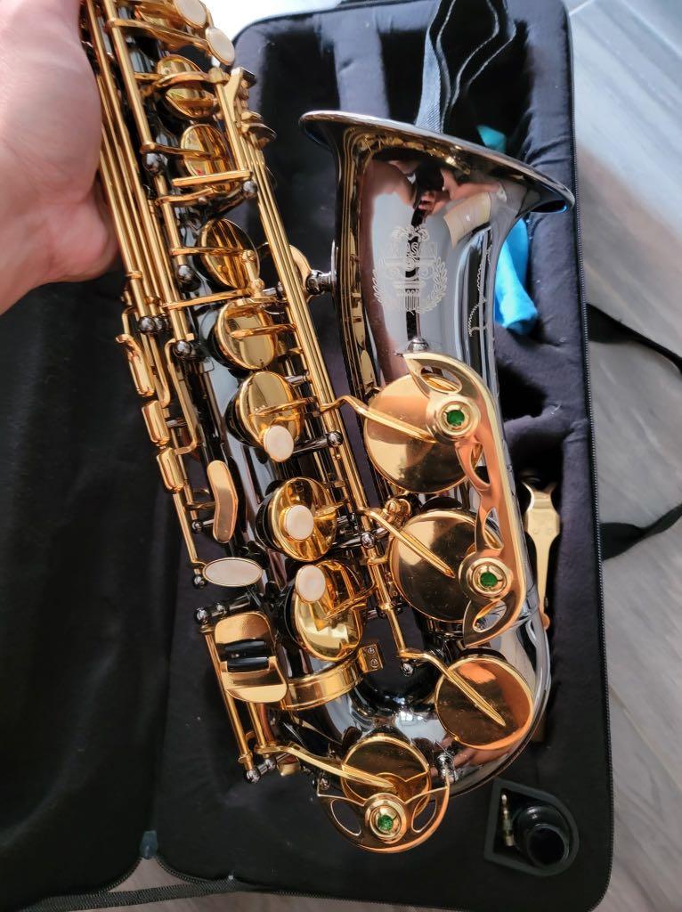 Yamasaki alto outlet saxophone