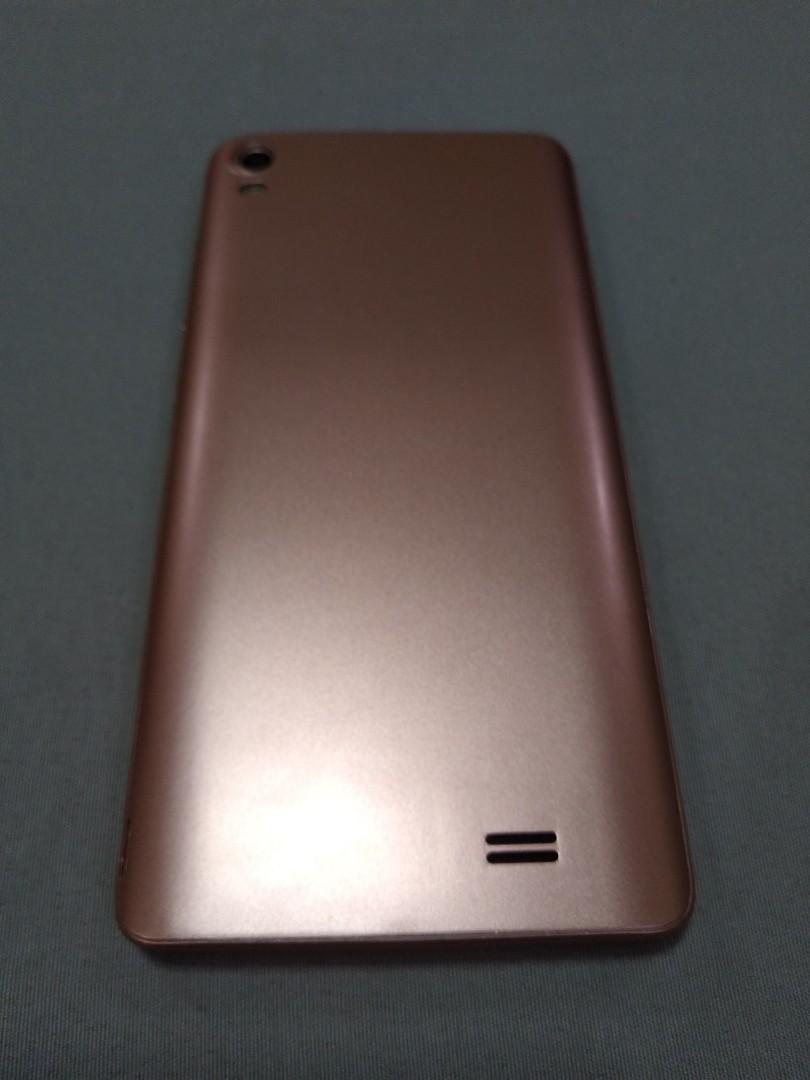 Back up PHONE (Category: Android Others) located in Las Pinas. Submitted by etoksi1234 (Listing ID 1080630992, Image 3). Description: For back up PHONE only... Brandnew with complete accessories charger, headset and box... Non branded phone....