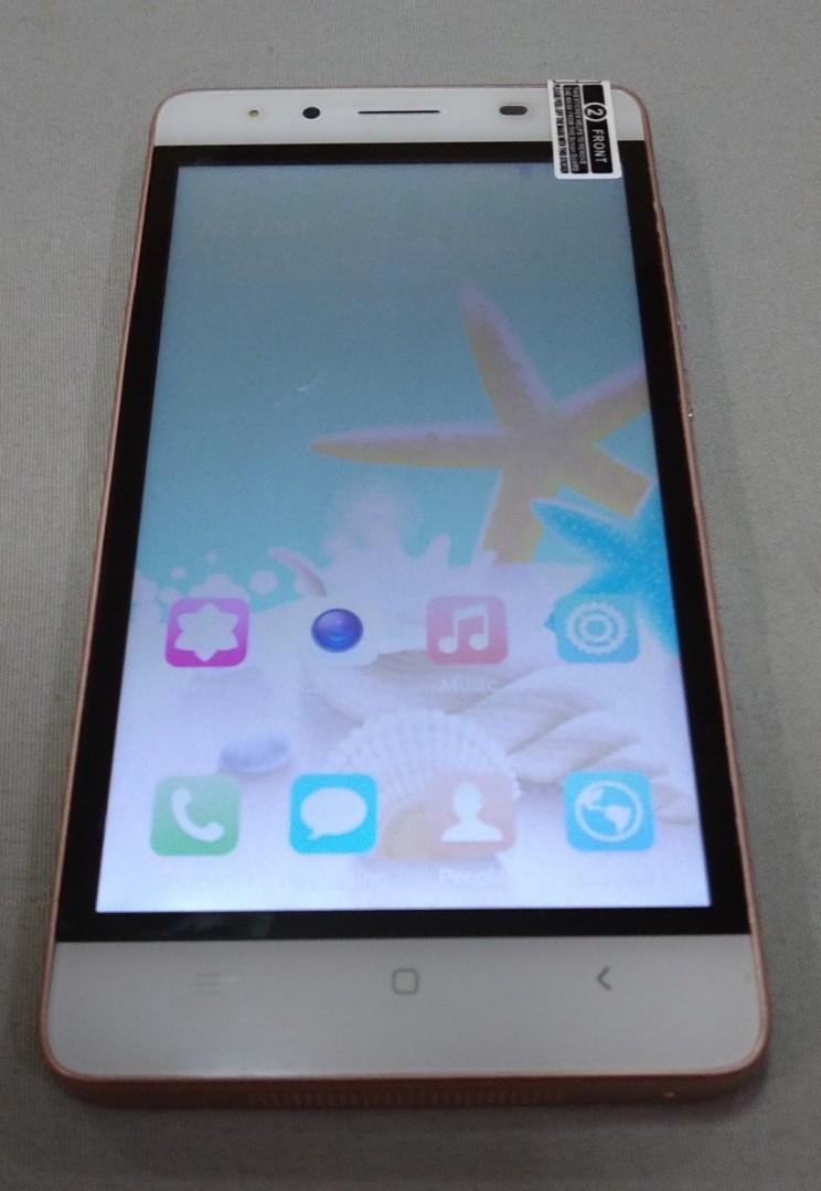 Back up PHONE (Category: Android Others) located in Las Pinas. Submitted by etoksi1234 (Listing ID 1080630992, Image 2). Description: For back up PHONE only... Brandnew with complete accessories charger, headset and box... Non branded phone....