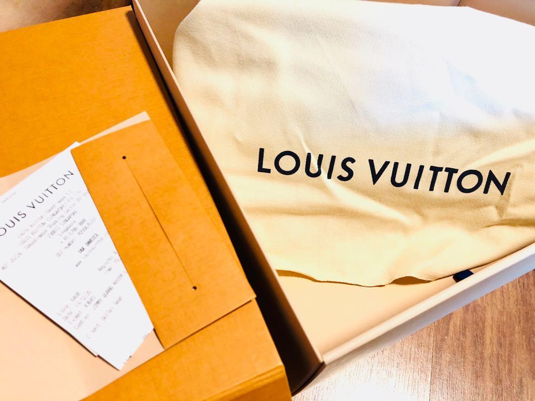 Shop Louis Vuitton DAMIER INFINI Campus Bumbag (N40298) by MUTIARA