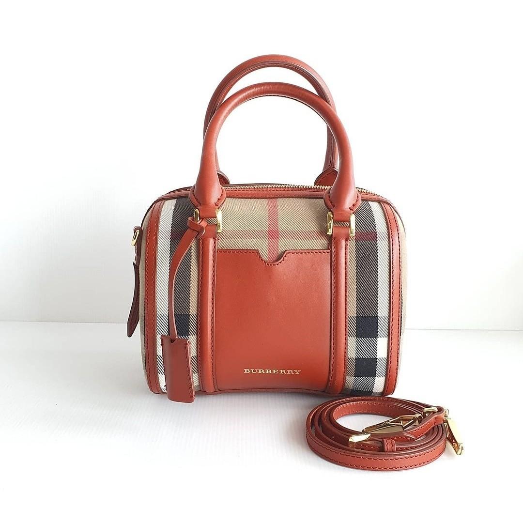 BURBERRY SPEEDY 25' LEATHER BAG, Luxury, Bags & Wallets on Carousell