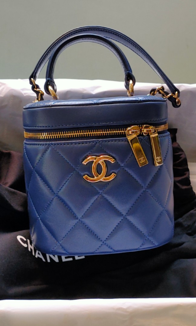 CHANEL, Bags, Chanel Filigree Vanity Case Medium Navy Blue