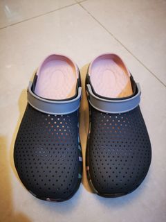 （分類：）位於 。 由 zenfox.09fa5c 提交（商品編號 1080633876，圖片 1）。簡介： 。