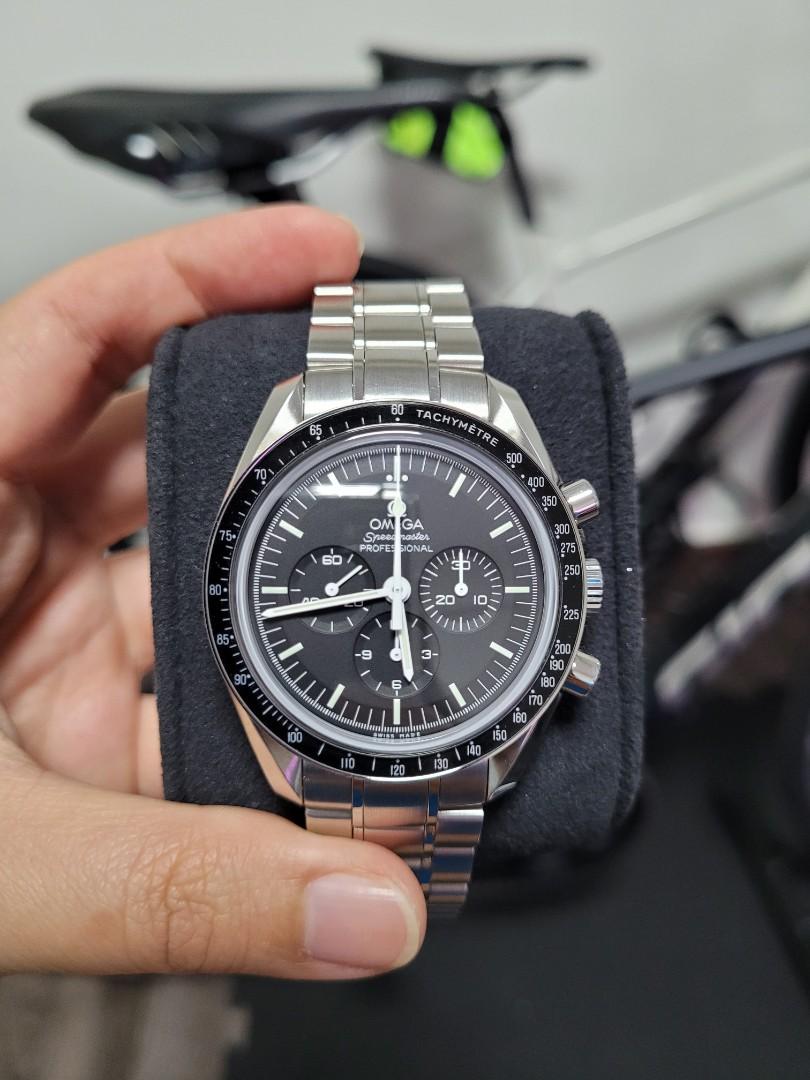 Omega speedmaster top moonwatch discontinued