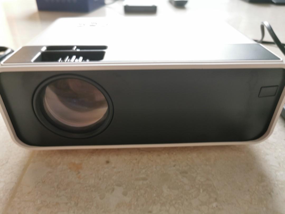 Elephas Video Projector W13 16777K 800*480, TV & Home Appliances, TV