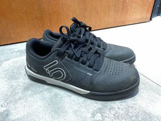 (Category: ) located in . Submitted by ysl1985 (Listing ID 1080690645, Image 1). Description: .