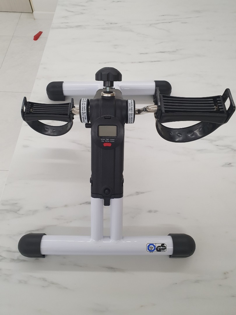 Pedable Foot Pedal Foldable with counter, Health & Nutrition, Assistive ...