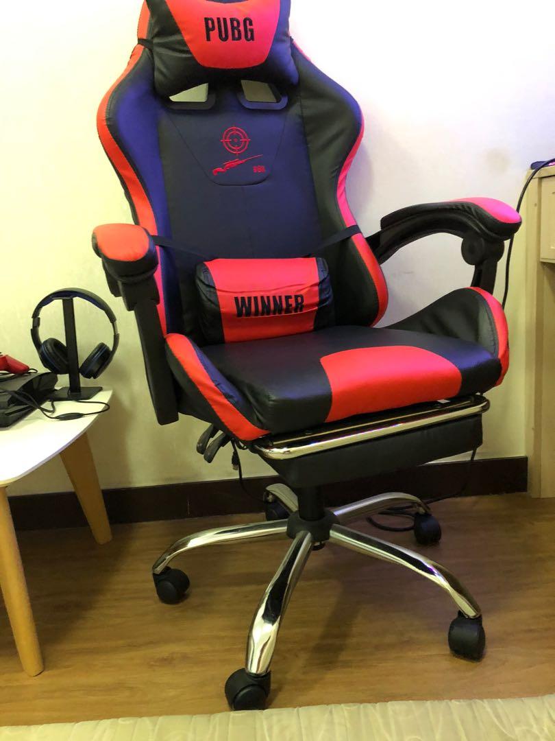 Old deals gaming chair