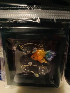 （分類：）位於 。 由 selbyc 提交（商品編號 1080581314，圖片 1）。簡介： 。