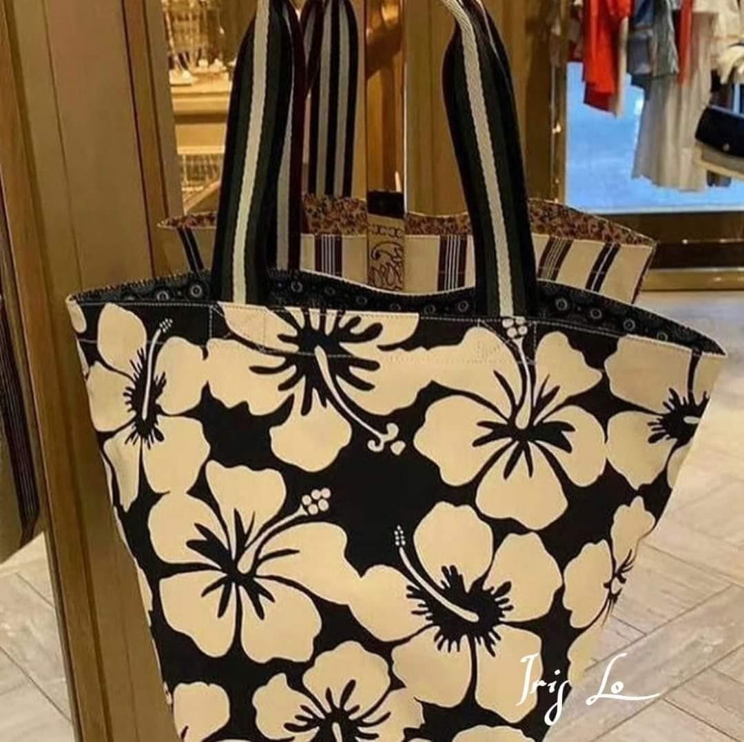 Gracie reversible printed canvas tote cheap bag