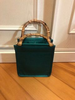 Green Bamboo Handle Handbag 緞面手袋64212406912642110