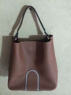 (Kategori: ) berada di . Dikirim oleh the_ark21 (ID iklan 1080690535, Gambar 1). Deskripsi: .