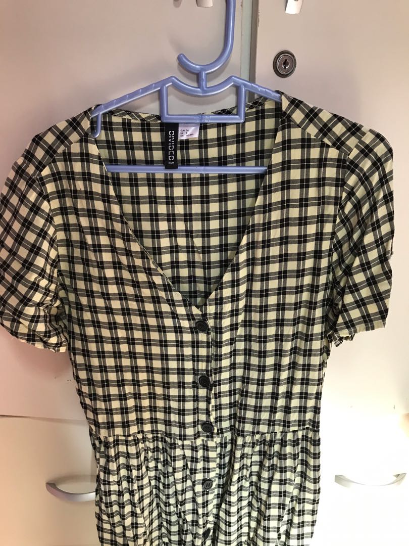 Hu0026M Yellow Plaid Checkered Dress, Women's Fashion, Tops, Sleeveless on  Carousell