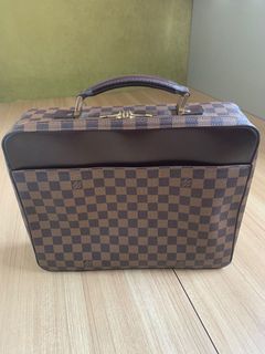 （分類：）位於 。 由 kinddyb 提交（商品編號 1080685731，圖片 1）。簡介： 。