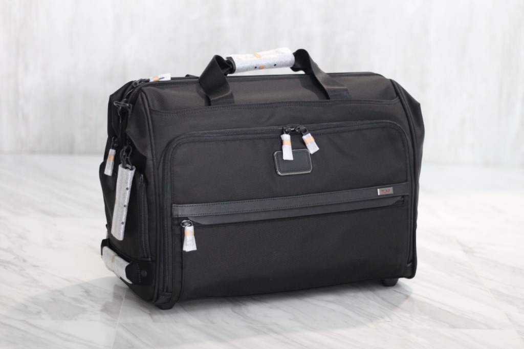Tumi alpha 3 framed sales soft duffel
