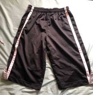 (Category: ) located in . Submitted by vinsmok3 (Listing ID 1080607643, Image 1). Description: .
