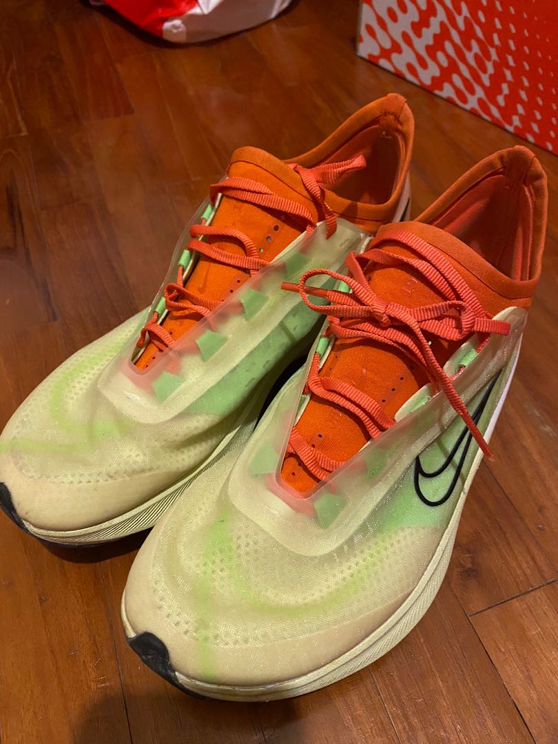 zoom fly 3 women's size 8