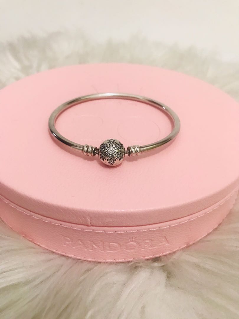 PANDORA Snowflake Bangle (17cm), Women 