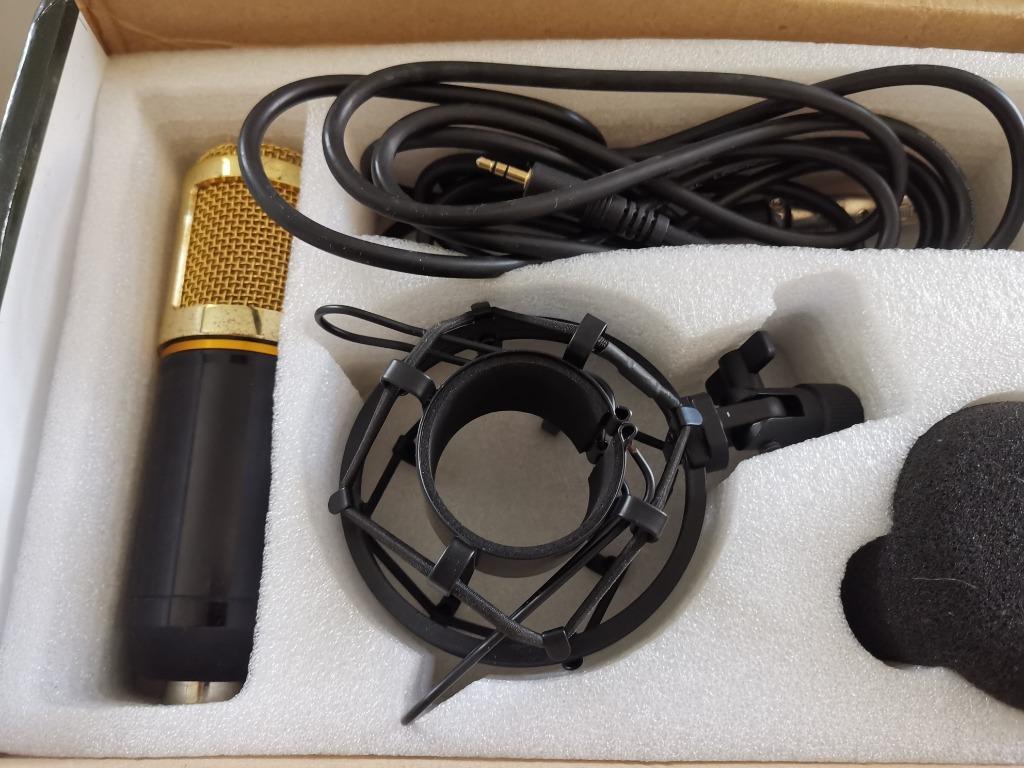 Professional Microphone Recording se (Category: Microphones) located in Rizal. Submitted by lest_shop (Listing ID 1080786970, Image 1). Description: Selling our barely used Mic Recording set. Only used once when participated in a Podcast. Slightly Negotiable .