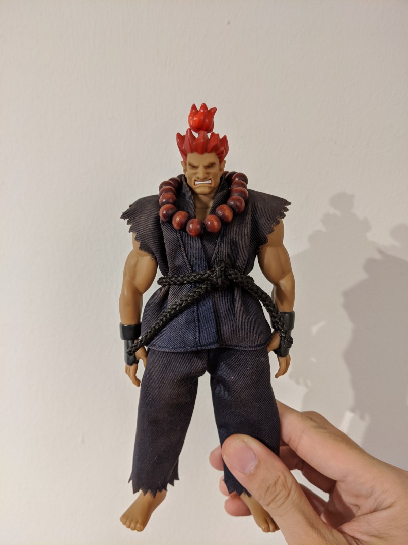 Akuma figure online