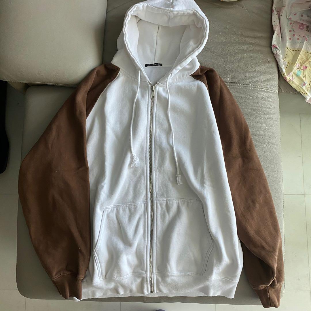 Brandy Melville Carla Hoodie Zip Brown, Women's Fashion, Coats, Jackets and  Outerwear on Carousell
