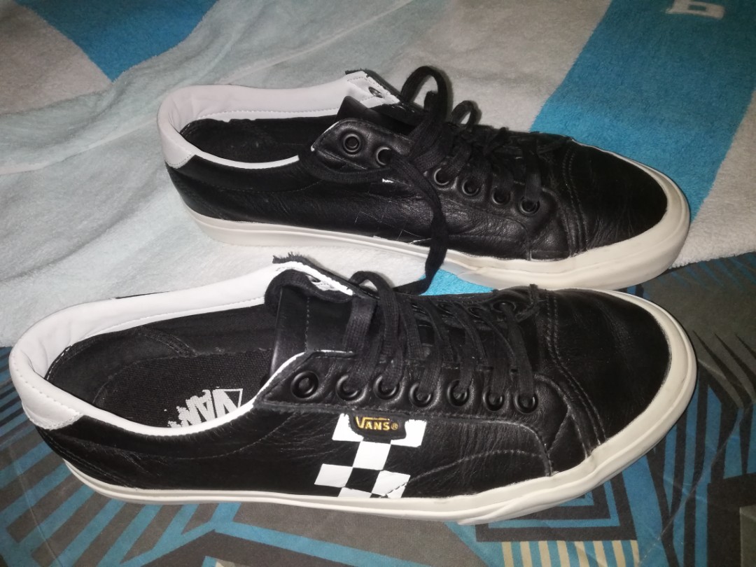 Vans black and white leather, Men's Fashion, Footwear, Sneakers on