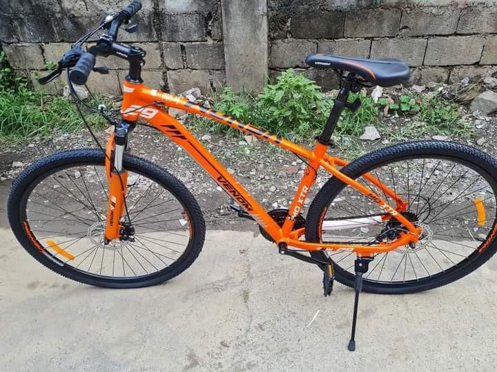 Venom mtb sale fork