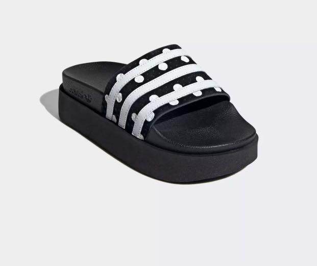 Adilette bold 2025