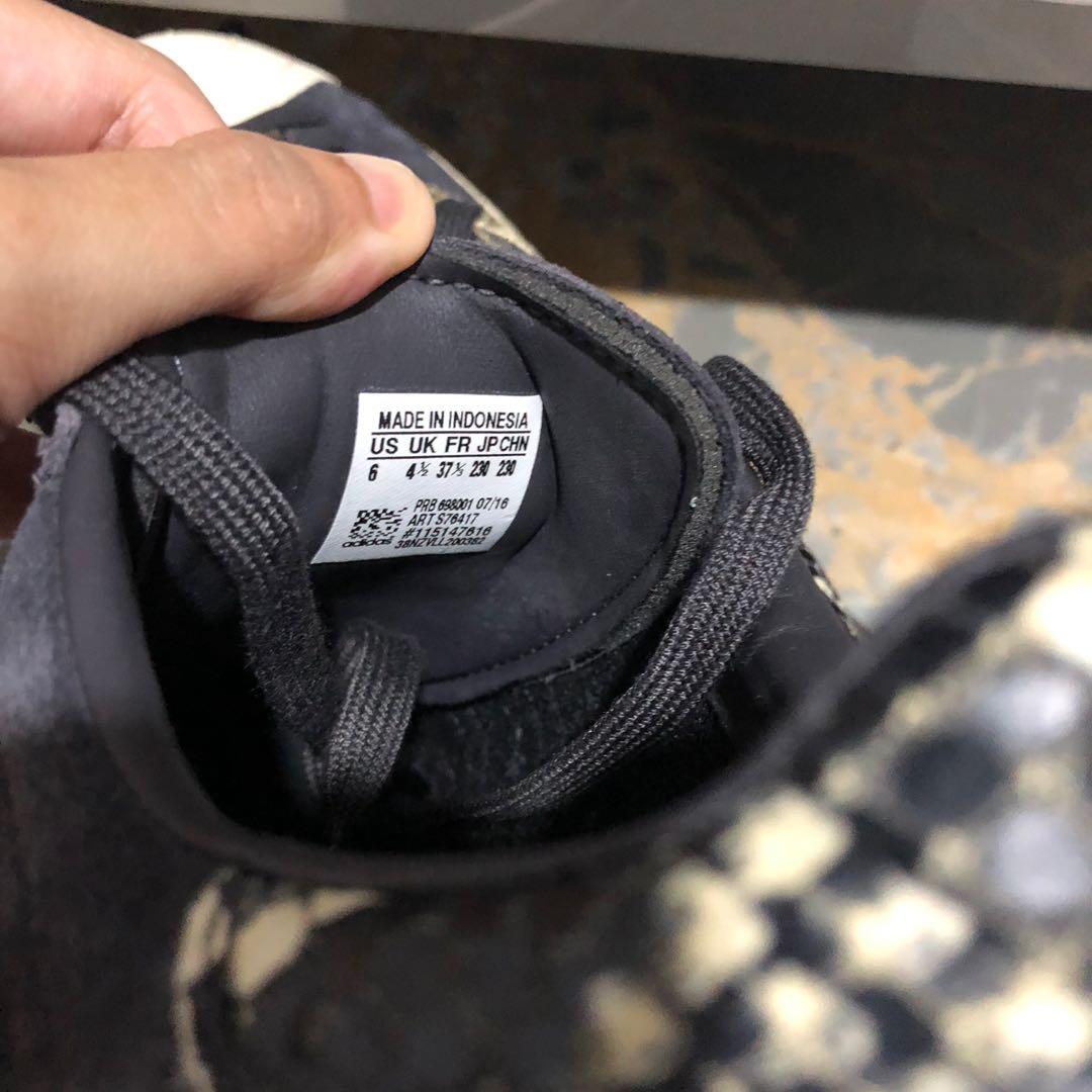 Adidas La Marque Aux 3 Bandes Sneakers, Women's Fashion, Footwear, Sneakers  on Carousell