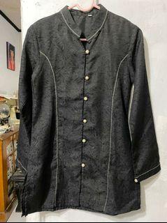 Emboss black shirt