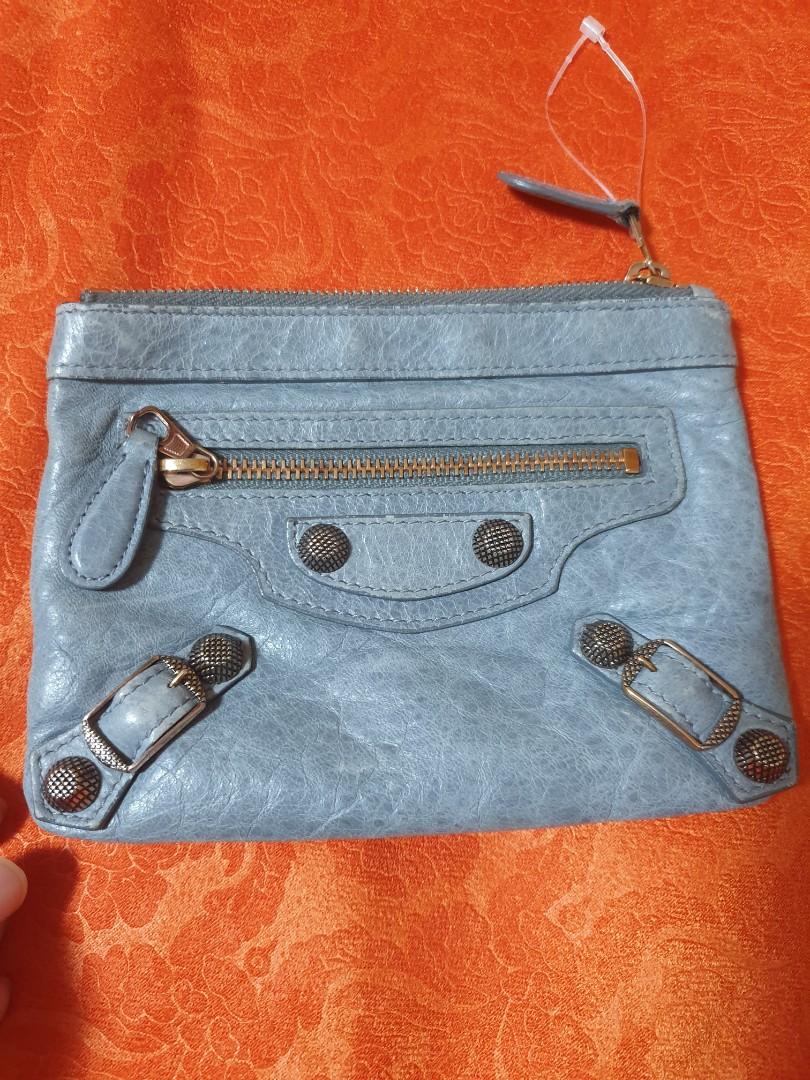 Balenciaga coin purse (Category: Luxury Bags & Wallets) located in Quezon City. Submitted by ooohlalagin2018 (Listing ID 1080977937, Image 1). Description: Authentic Balenciaga coin purse Preloved very nice condition very cute sale 🙂.