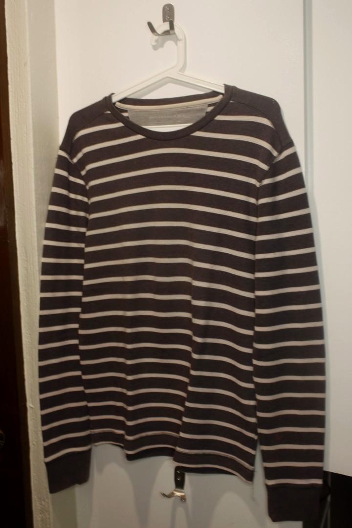 Banana Republic Sweater - Mens (Category: Coats, Jackets and Outerwear) located in Antipolo. Submitted by aaiitems (Listing ID 1080874613, Image 2). Description: Banana Republic Sweater (Brown & White Stripes) - Men - 100% Authentic RFS: Decluttering PM for more info 😊.