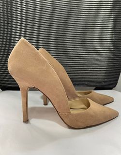 (Category: ) located in . Submitted by changingwardrobe.ph (Listing ID 1080861317, Image 1). Description: .