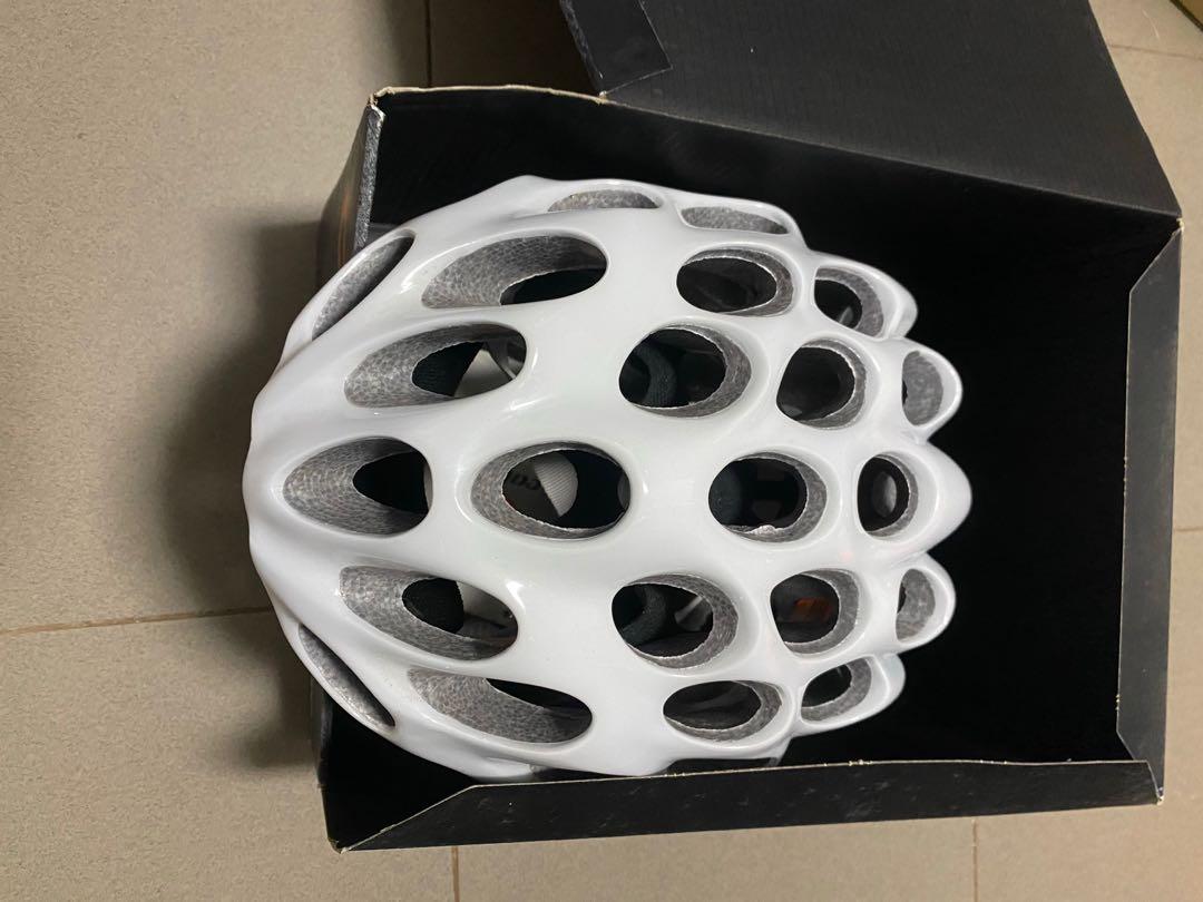 BNIB Catlike Helmet, Sports Equipment, Bicycles & Parts, Parts