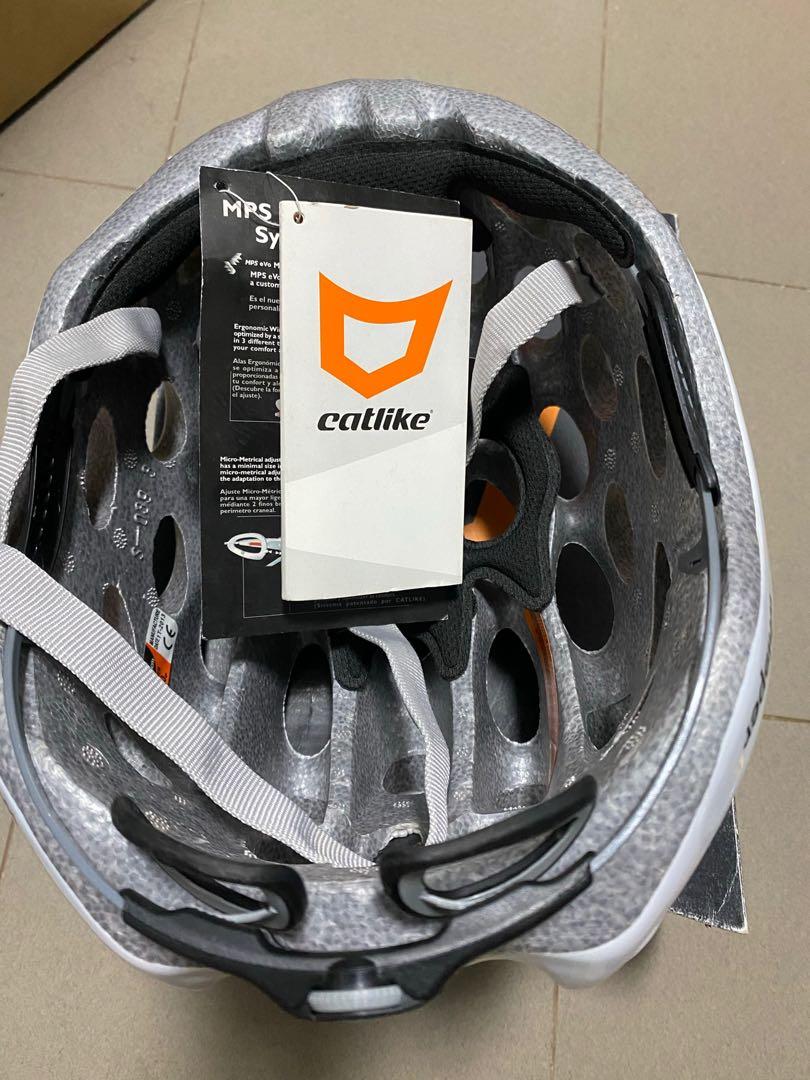BNIB Catlike Helmet, Sports Equipment, Bicycles & Parts, Parts